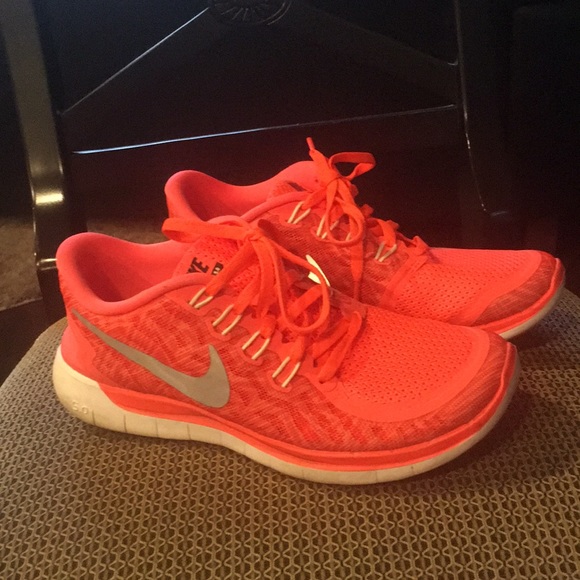 Nike Shoes - Like New! Nike Free 5.0 Women’s Running Shoes